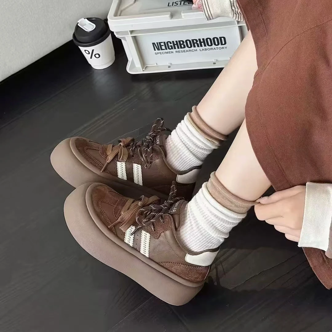 厚底高帮德训鞋女2024新款冬季百搭板鞋软底休闲鞋女7635-1