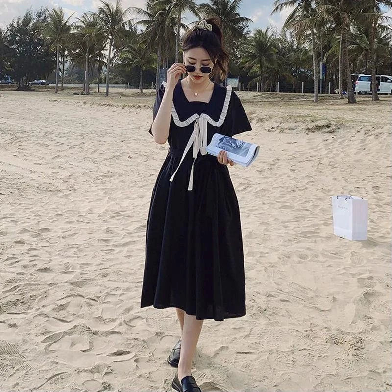 大码女装娃娃领连衣裙夏季新款法式甜美学院风系带收腰遮肉小黑裙