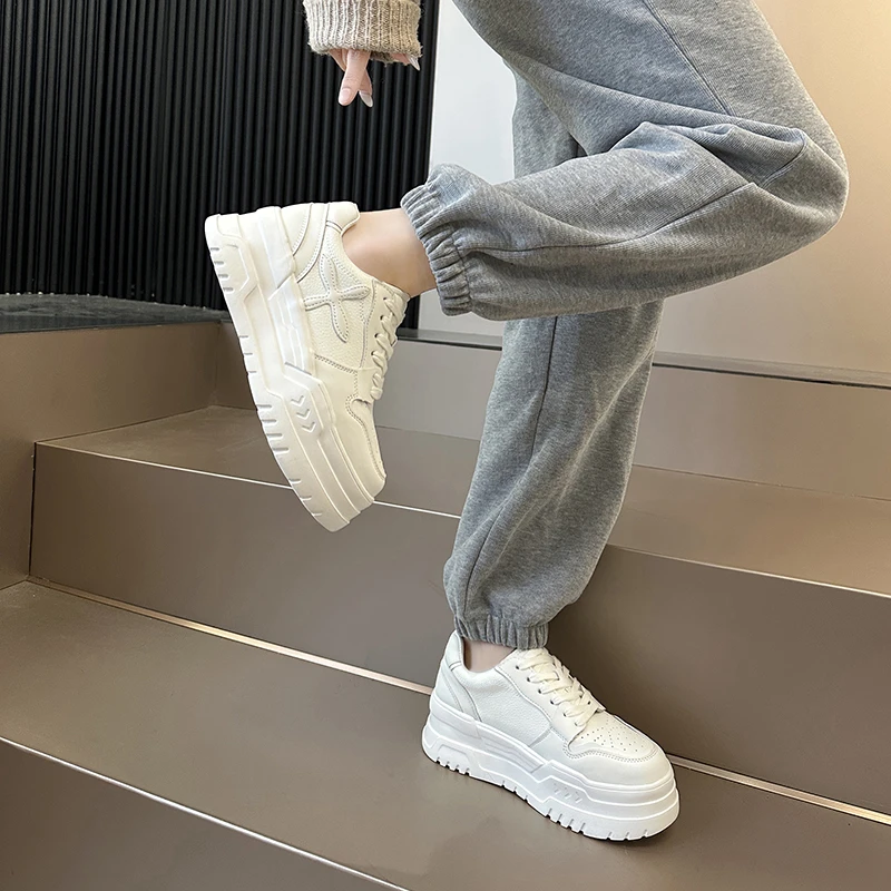 【千屿专属】休闲百搭十字花松糕厚底板鞋 -A1820