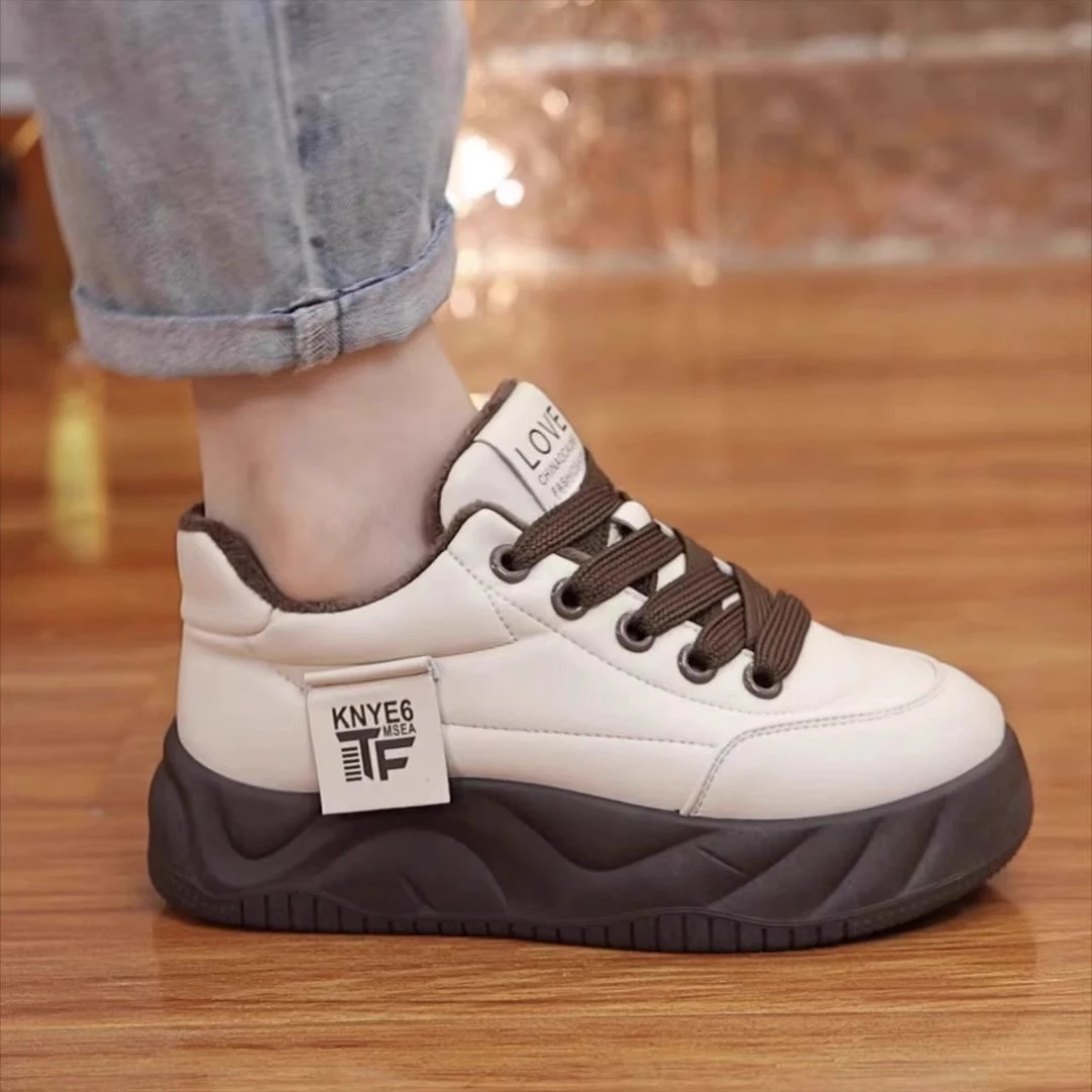 2023年新款厚底小白鞋运动百搭松糕鞋加绒时尚潮流秋冬休闲女鞋潮