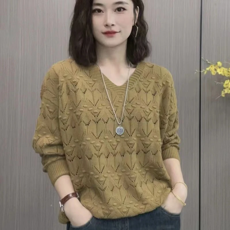 2025春秋装新款女士长袖针织镂空衫毛衣大码女装洋气减龄时尚上衣