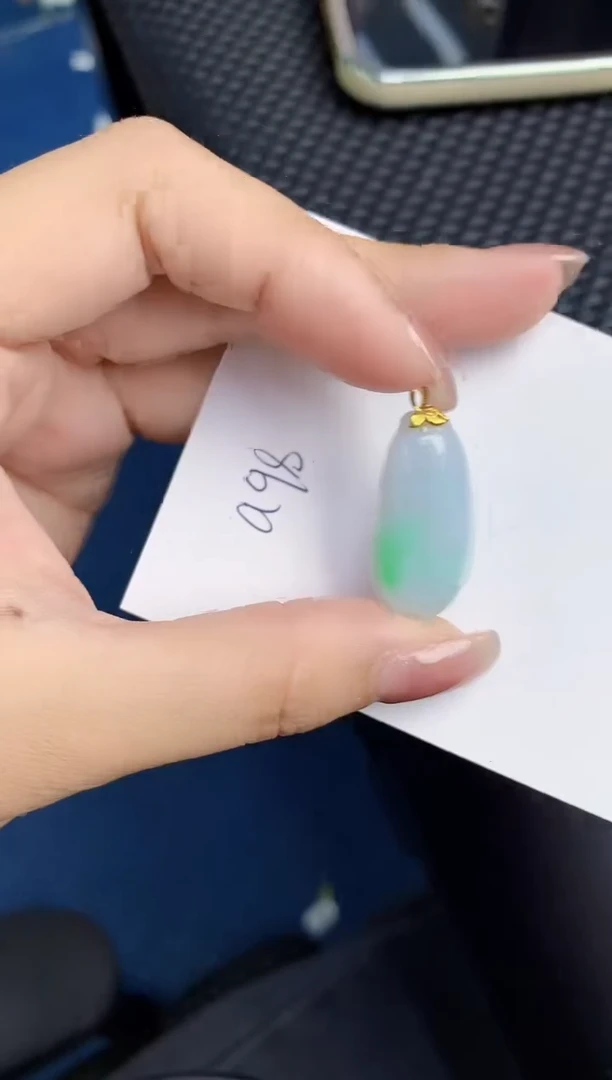 【闪购商品】翡翠颈饰18K金镶嵌000000000