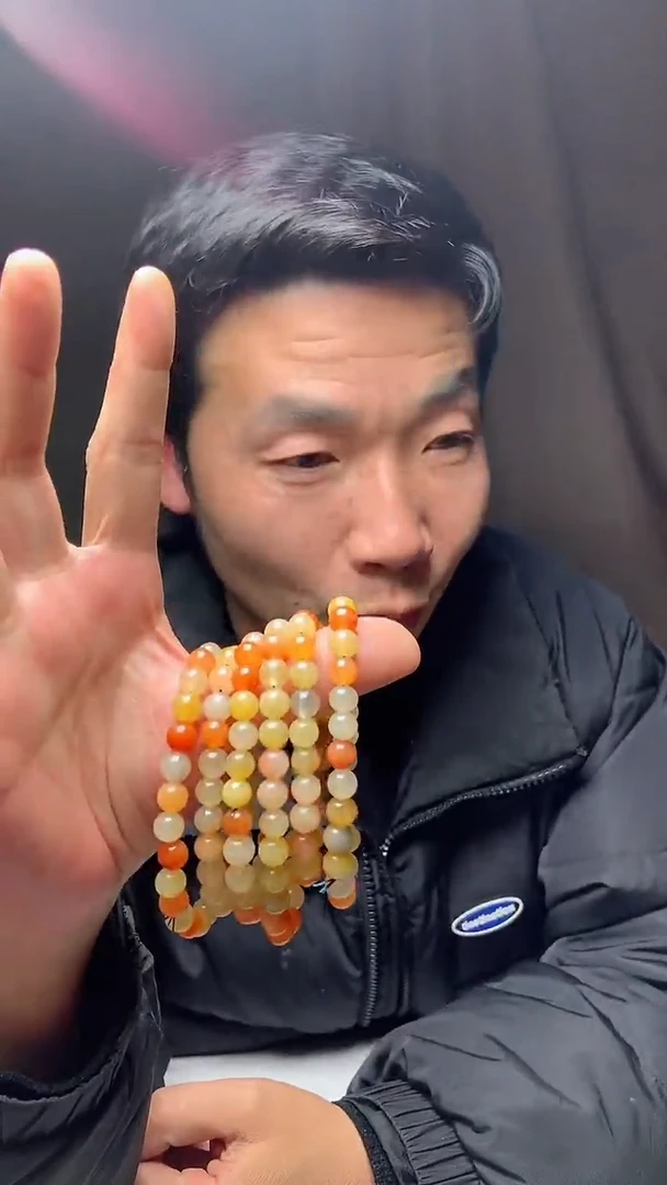 【闪购商品】石英质玉手链未镶嵌多样性发货拍一发一