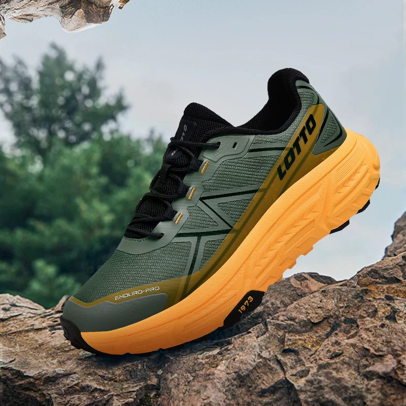 LOTTO/乐途【菱速2】户外休闲登山鞋运动鞋低帮防尘耐磨徒步鞋5909