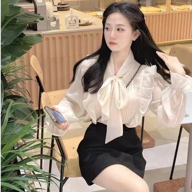 秋装新款喇叭袖雪纺上衣女法式甜美荷叶边蝴蝶结衬衫独特别致小衫