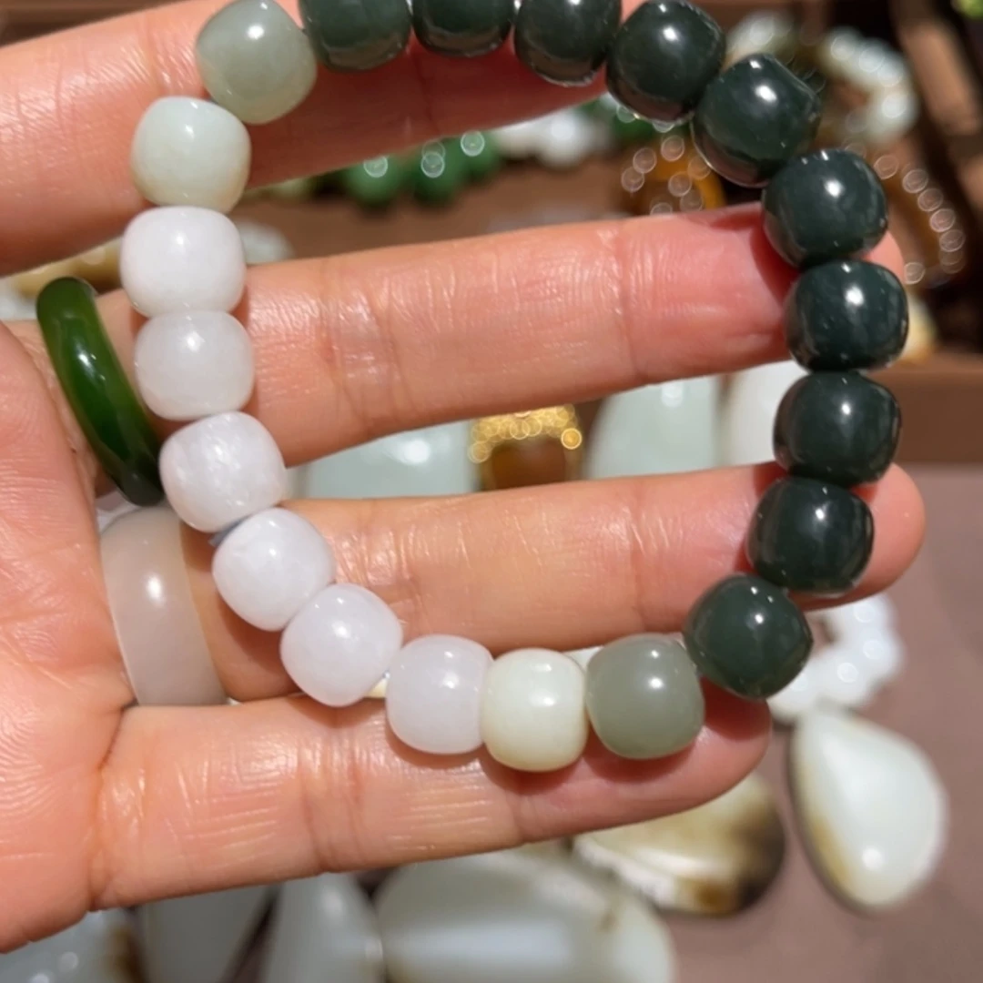 【闪购商品】和田玉（青白玉）颈饰未镶嵌
