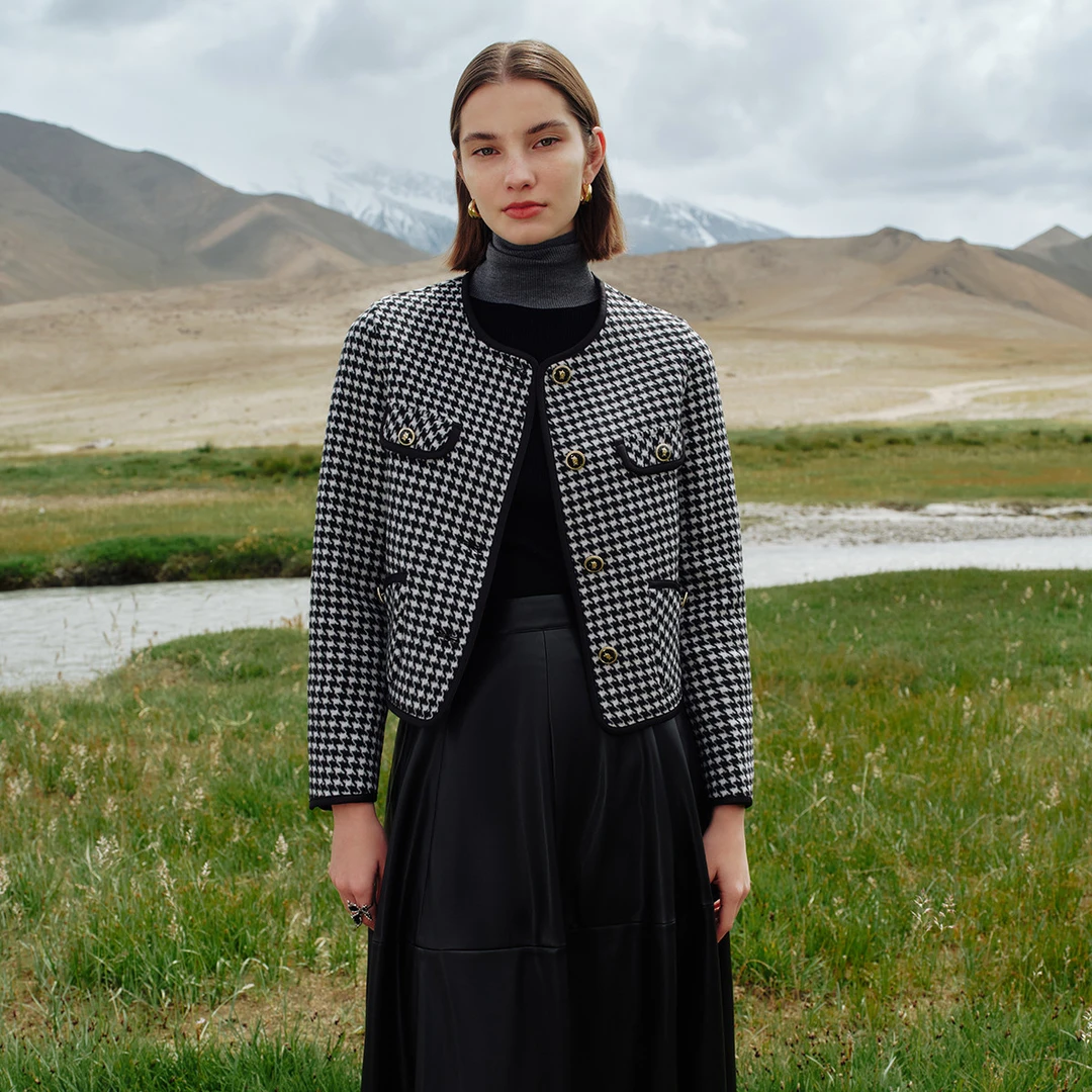 【曼德诗】经典千鸟格绵羊毛外套2023秋季圆领设计感MC421309095