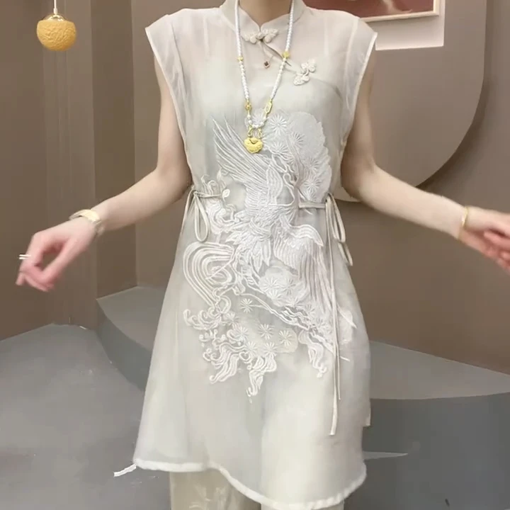 2025网红显瘦国风重工刺绣盘扣长款立领上衣＋吊带＋阔腿裤三件套潮