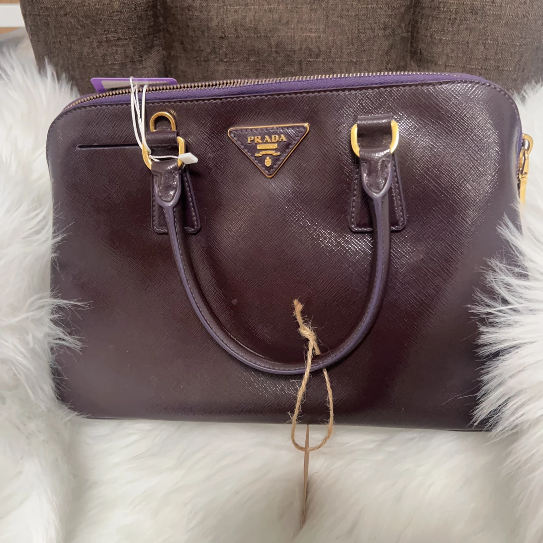 95新 Prada/普拉达 prada 百搭款玫红色贝壳单肩包
