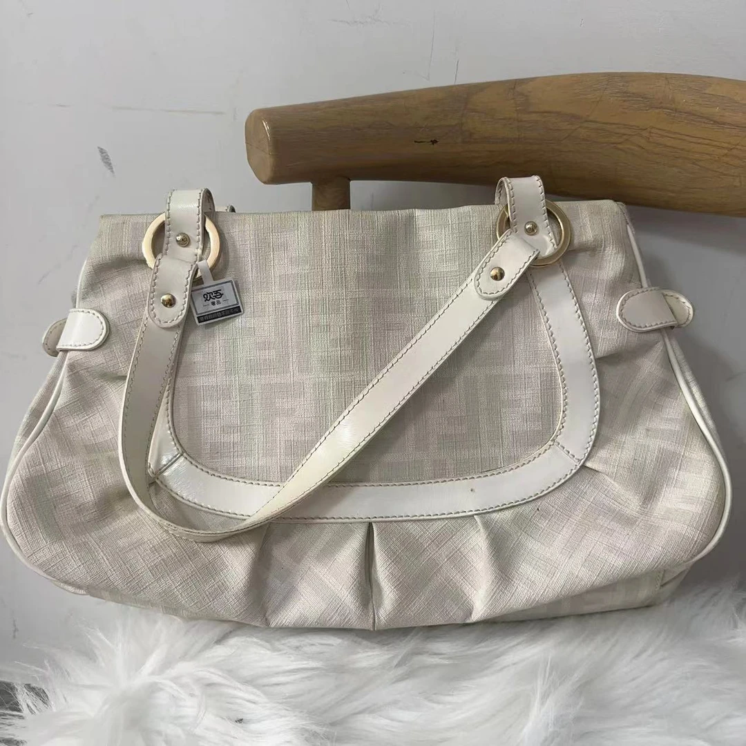 95新 FENDI/芬迪 芬迪 百搭款白色单肩托特