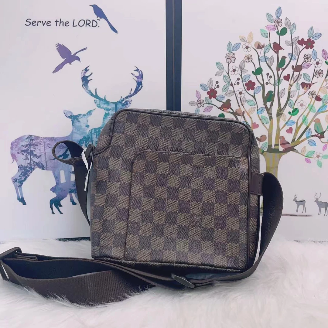 95新 LouisVuitton/路易威登 路易威登棕棋盘相机时尚单肩斜挎包