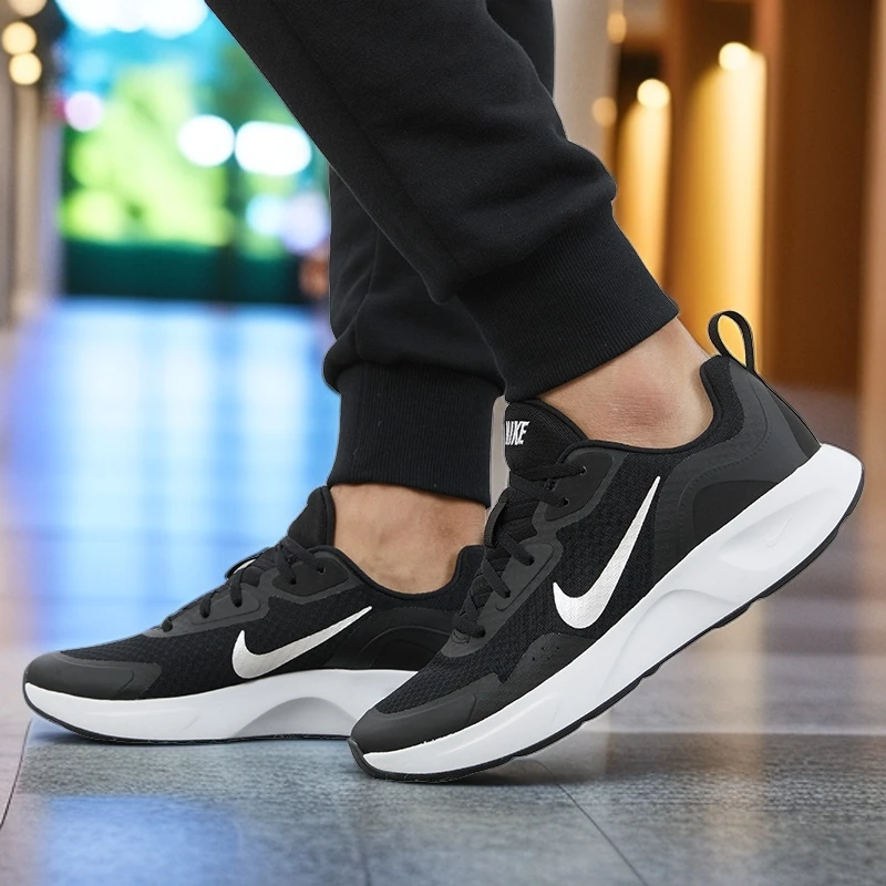 Nike耐克跑鞋男鞋时尚舒适经典运动鞋耐磨休闲跑步鞋CJ1682-004