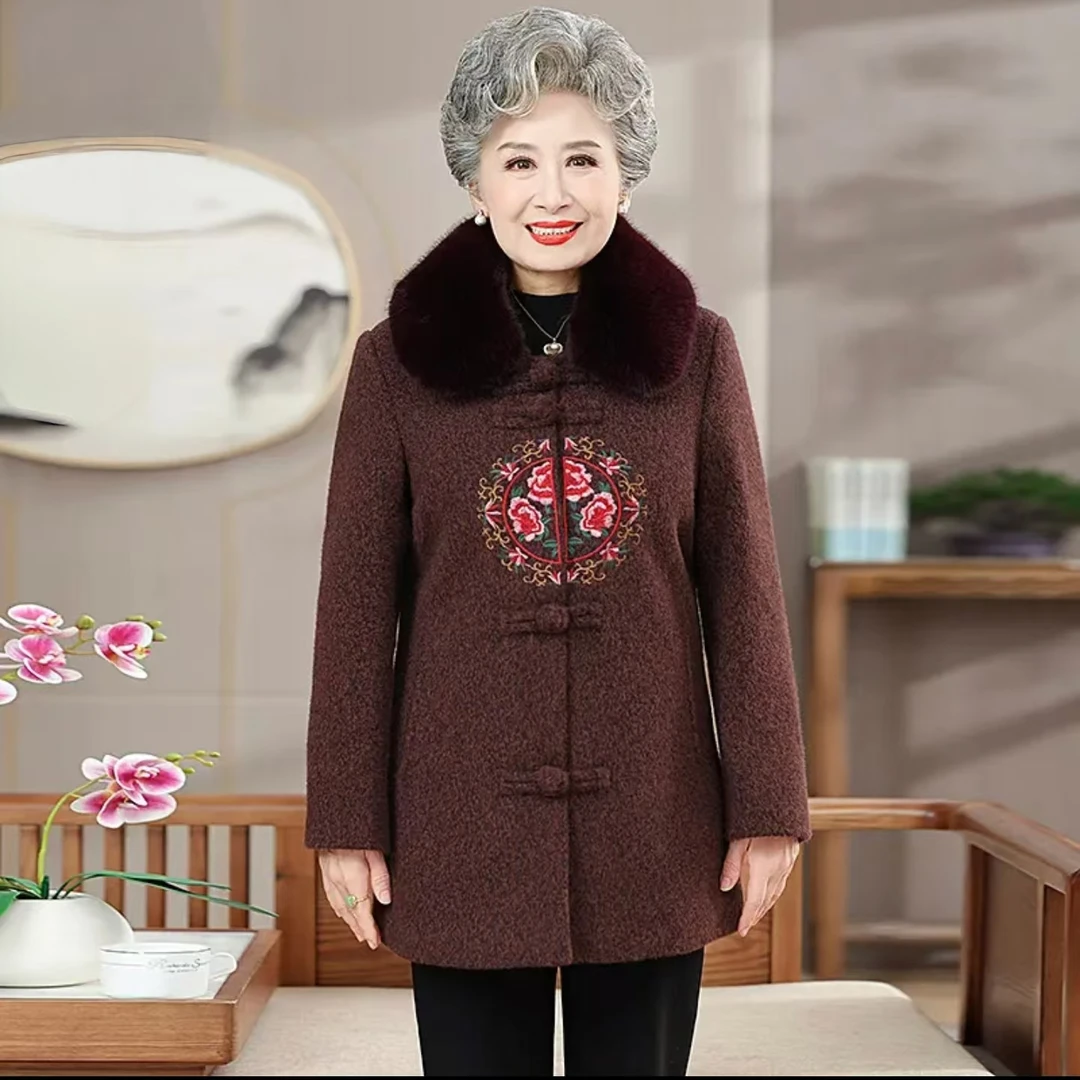 7306 中老年冬装毛呢大衣奶奶秋冬外套加绒加厚妈妈衣服 一楼