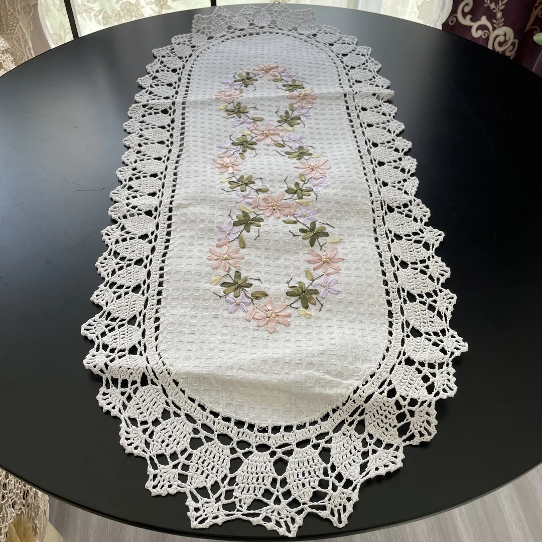 8902-2棉质（40*90cm长方）白色手工丝带绣钩针桌旗