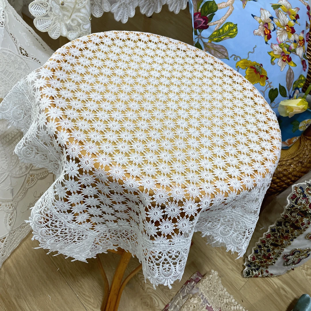 DY118-2丝光线（85cm方）白色小花镂空盖巾