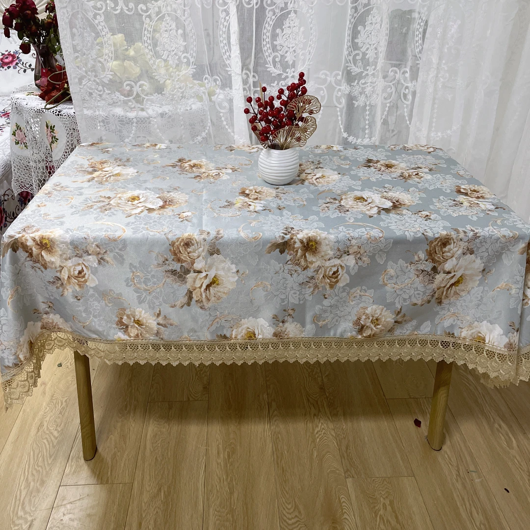 DY241-6贡缎(130*180cm长方)浅蓝底米色牡丹贡缎桌布