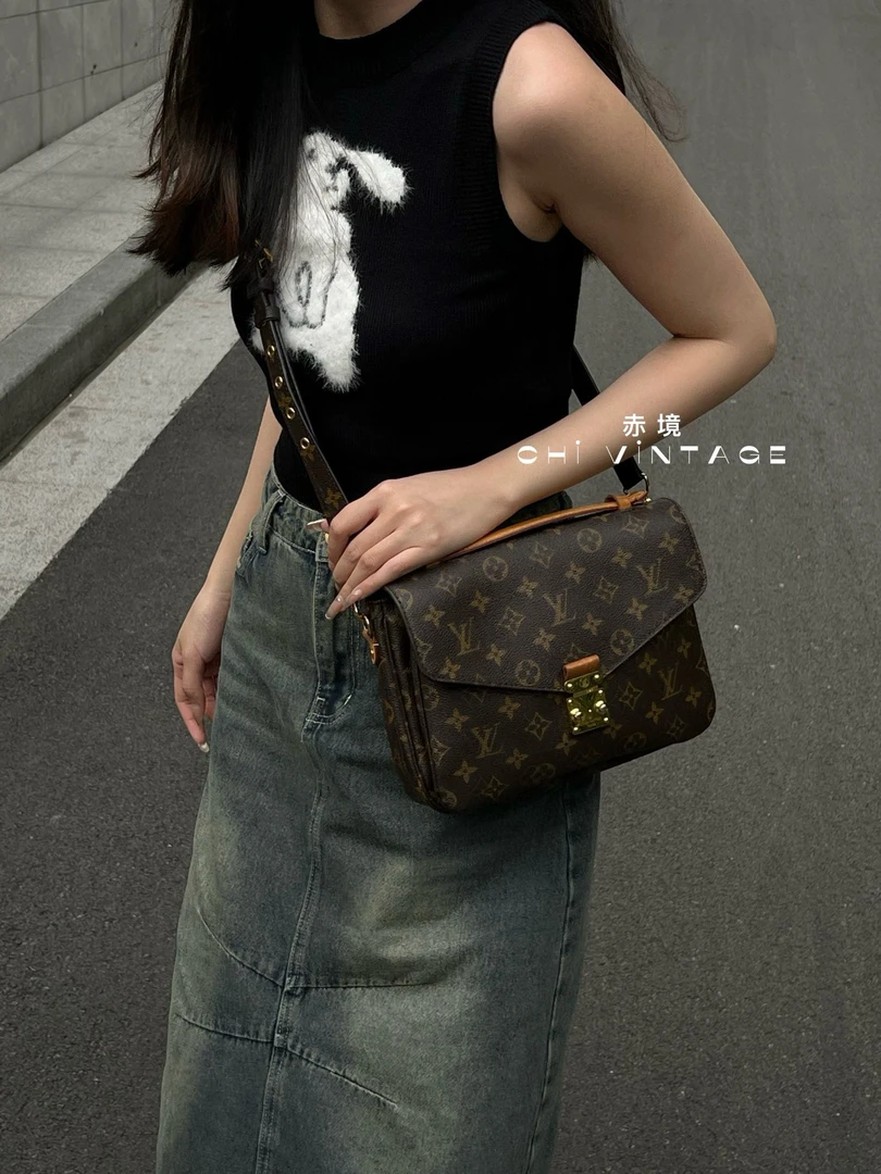99新 LouisVuitton/路易威登 5490 老花邮差斜挎包芯片款