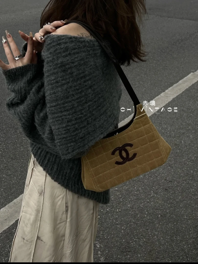 95新 Chanel/香奈儿 2813 棕色灯芯绒蛙口单肩00-02