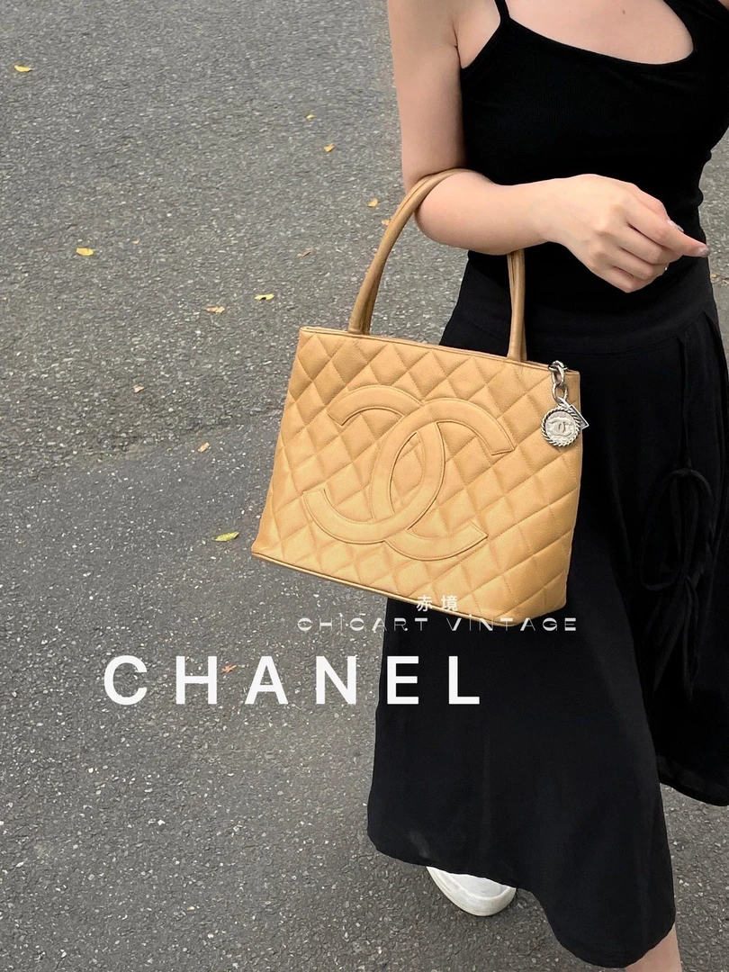 95新 Chanel/香奈儿 3519奶茶色希尔顿单肩包时尚百搭休闲