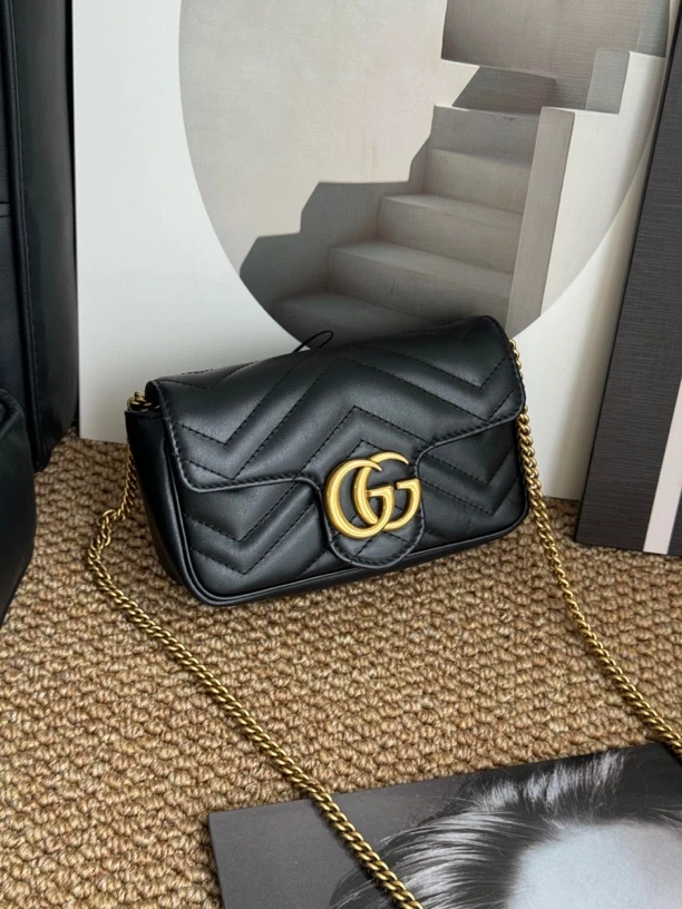 95新 GUCCI/古驰 7646 黑金马蒙marmont迷你mini斜挎包