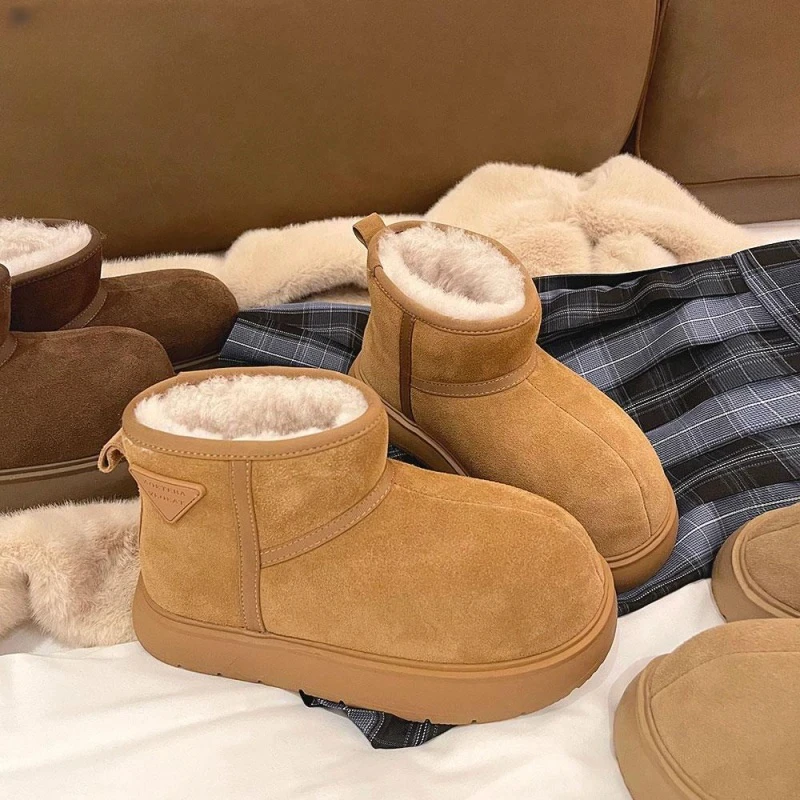 【卡皮巴拉新款】外牛皮 内羊皮毛一体新款女士时尚休闲百搭雪地靴
