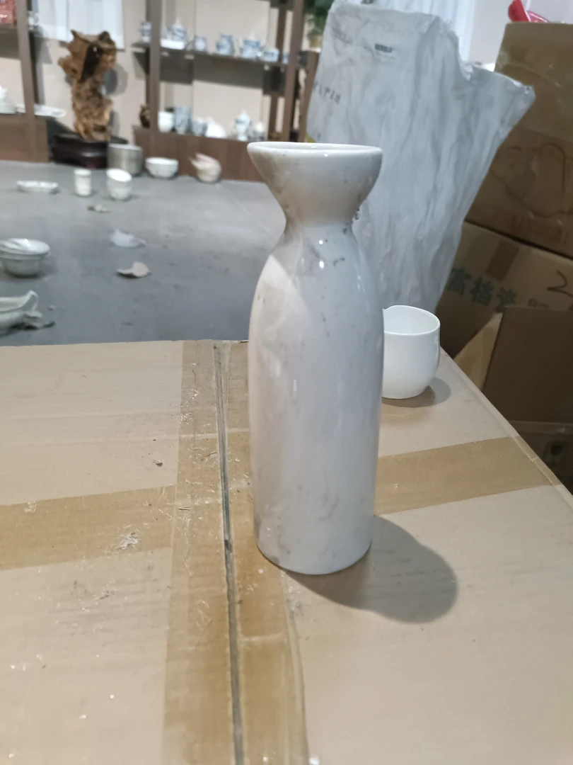 磁州窑出口尾货酒壶一个《微瑕完美勿拍》