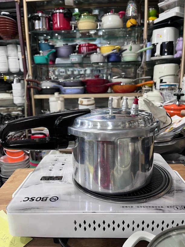 高压锅 锅 汤锅 单柄 18公分