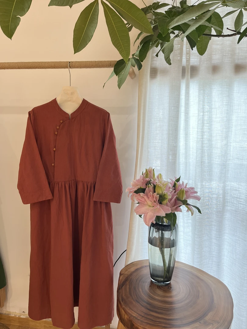 朴时如故.秋款菩提扣小立领连衣裙