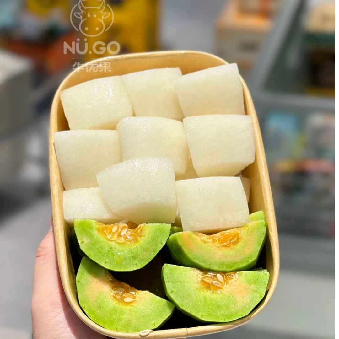 羊角蜜拼秋月梨（不低于450克）