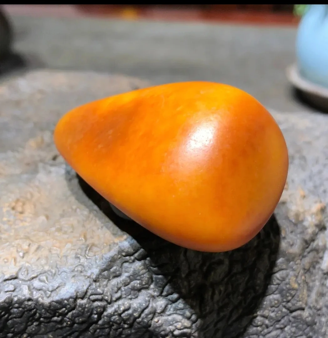 新疆籽料奇石把件石