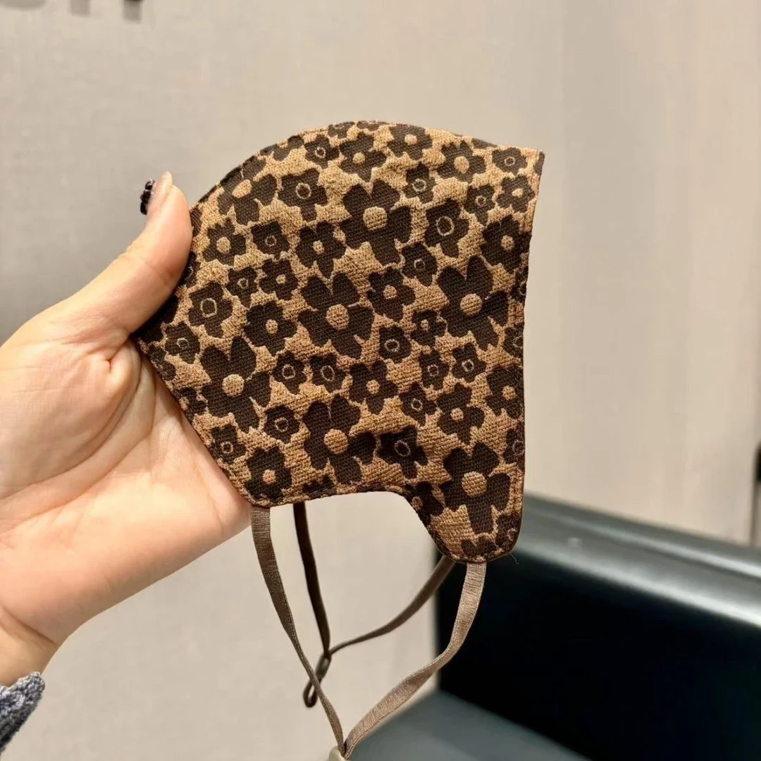 冬季新款小碎花立体户外口罩防风保暖可以水洗可以调节耳绳女款潮