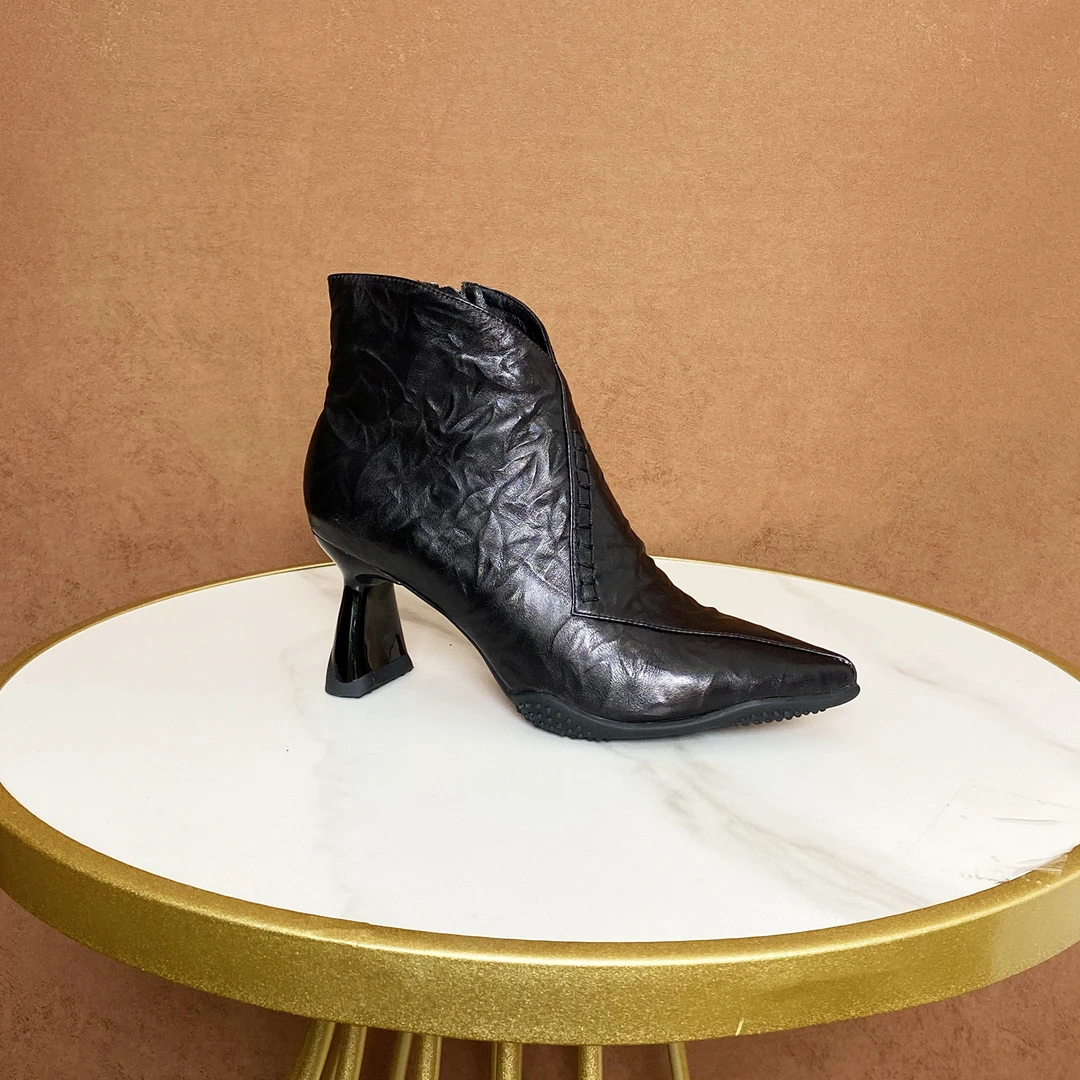 头层牛皮美拉德风女靴2024秋冬新款短靴时尚真皮女靴显瘦时装鞋