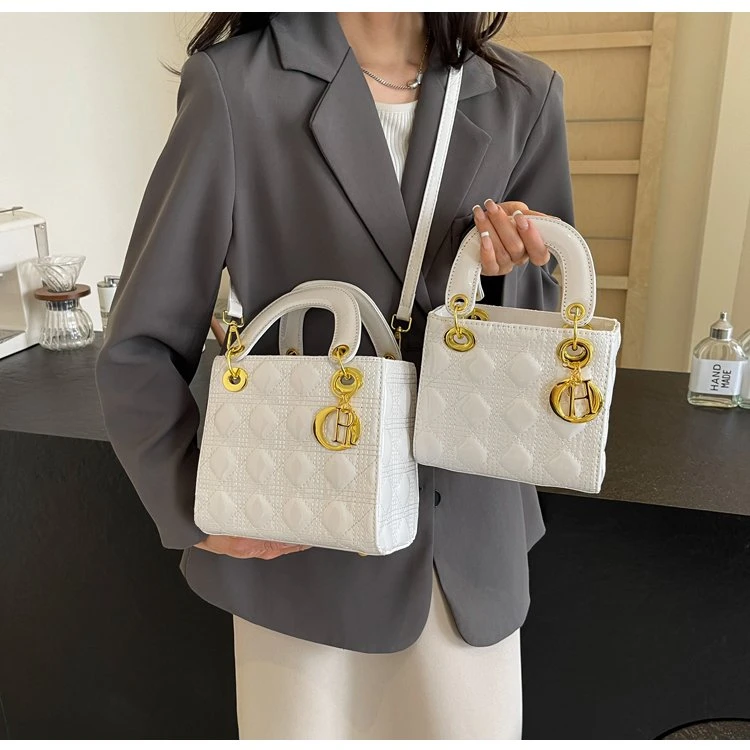 漆皮菱格戴妃包包女士新款潮流百搭手提包小方包高质感单肩斜挎包