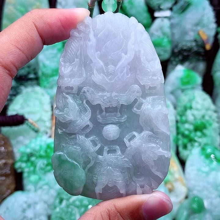 【闪购商品】翡翠吊坠(不含链)未镶嵌