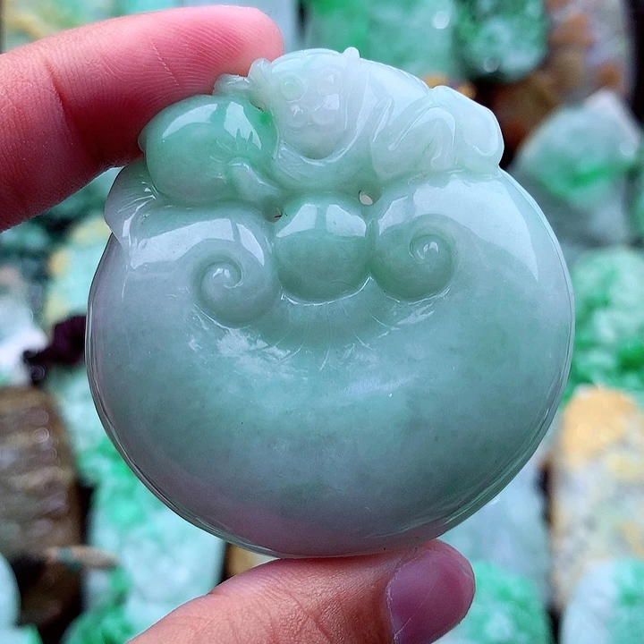 翡翠吊坠(不含链)未镶嵌