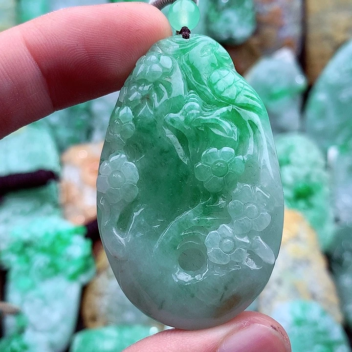 翡翠吊坠(不含链)未镶嵌