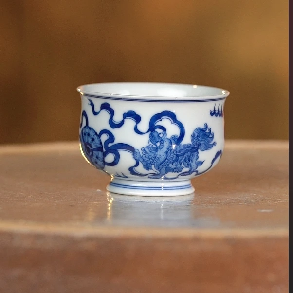 【晓隐柴窑】双狮戏球炉式杯 | 周大乐优选 | 景德镇手工手绘