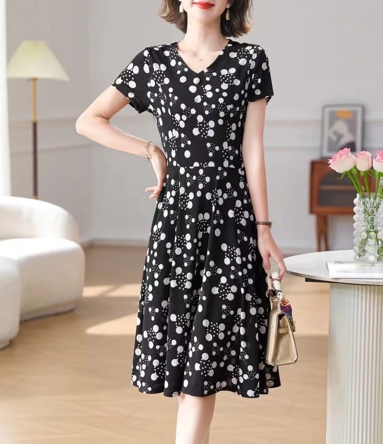 【精品妈妈】2025夏季新款冰凉显瘦波点连衣裙女装