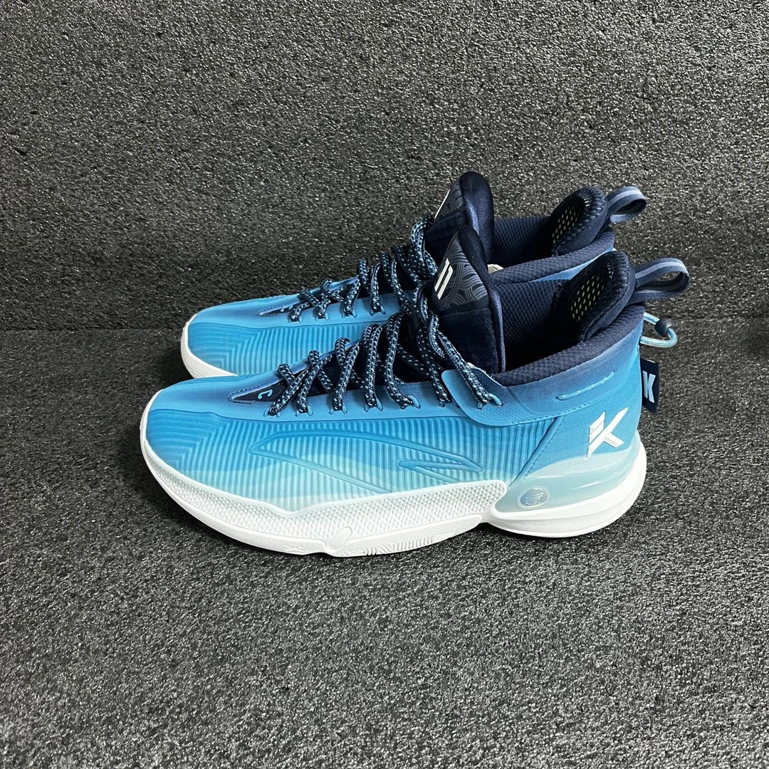 ANTA/安踏40码/原盒准新/439/汤普森KT9代实战篮球鞋112341101-7