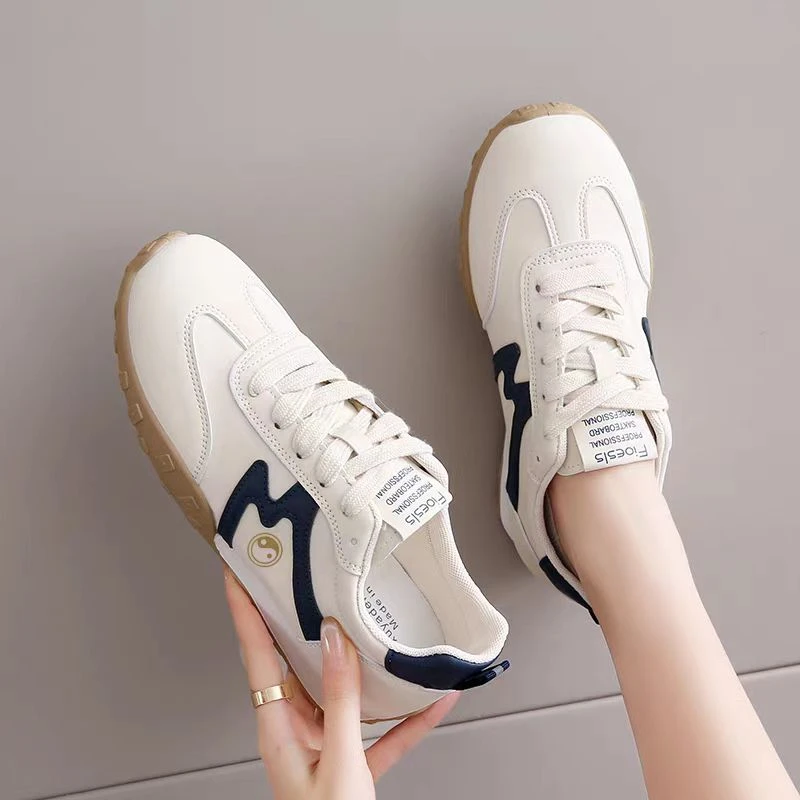 太极鞋女士防滑耐磨太极拳练功鞋武术表演鞋小白鞋春秋款阿甘鞋子