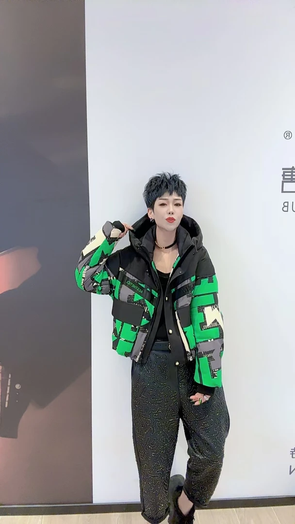YY欧货潮牌冬款鸭绒羽绒服25735