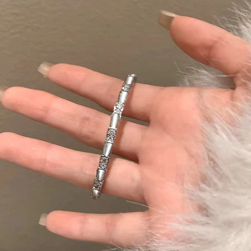 铜合金手镯 梅姐饰品2132灵蛇形手镯轻奢高级感开口银色ins小众