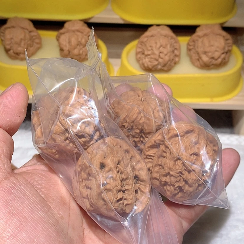 【闪购商品】文玩核桃吊坠将军