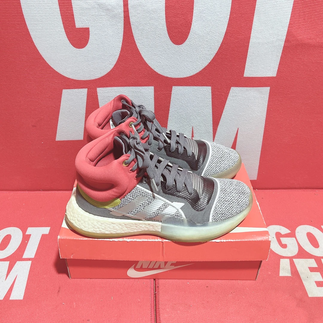 43码 二手 Adidas阿迪达斯Marvel x Marquee Boost漫威联名篮球鞋