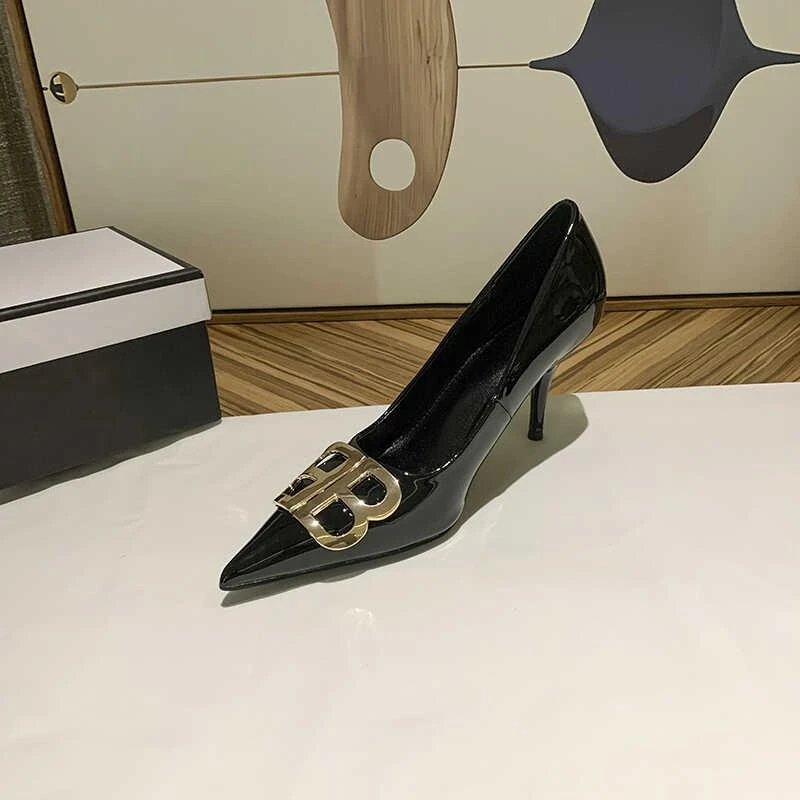 2024新款双b漆皮性感职业黑色浅口单鞋字母bb扣尖头景匀&999b