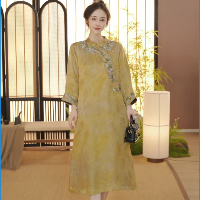 （金枝玉叶）中式刺绣改良中式斜襟春夏季女装宽松连衣裙 FS2411407