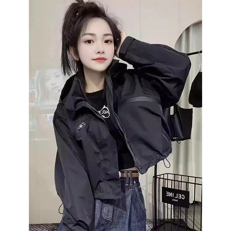 2024秋季新款休闲连帽冲锋衣外套女设计感短款小个子夹克棒球服潮