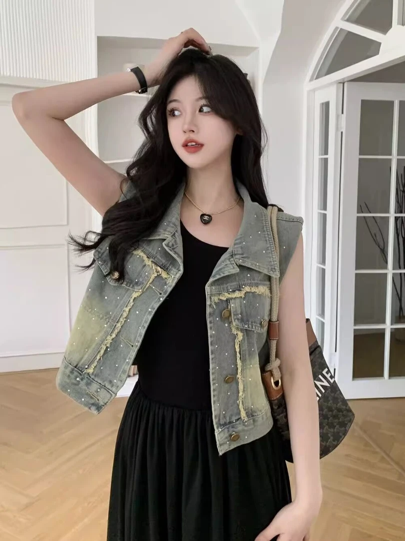 复古烫钻牛仔马甲女夏季无袖小众设计感毛边时尚百搭短款坎肩上衣