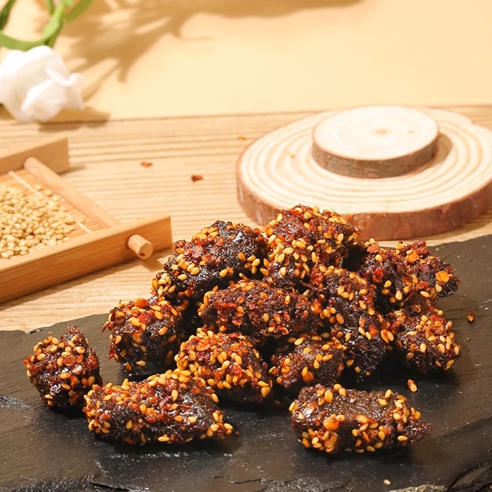 巴口香牛肉干麻辣香辣牛肉零食50*10袋休闲解馋零食晚上充饥零食