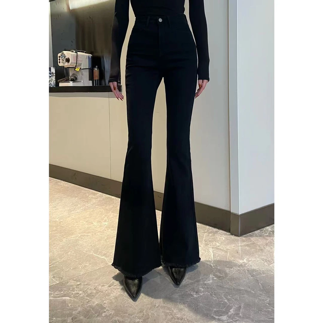 YAS 2024春夏新款时尚高腰黑色修身微喇叭牛仔裤 JQE122